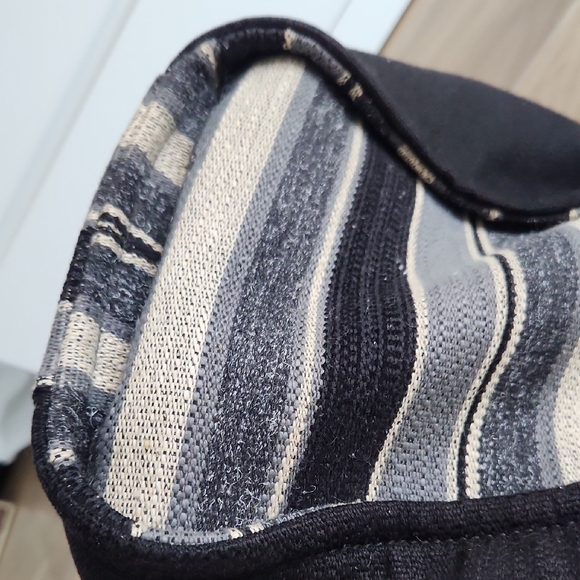 Authentic CHANEL XL Deauville Tote - Picture 7 of 10